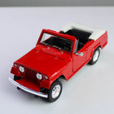 Welly Jeep Jeepster Commando 1967 Roadster 1:24 Die-Cast Model