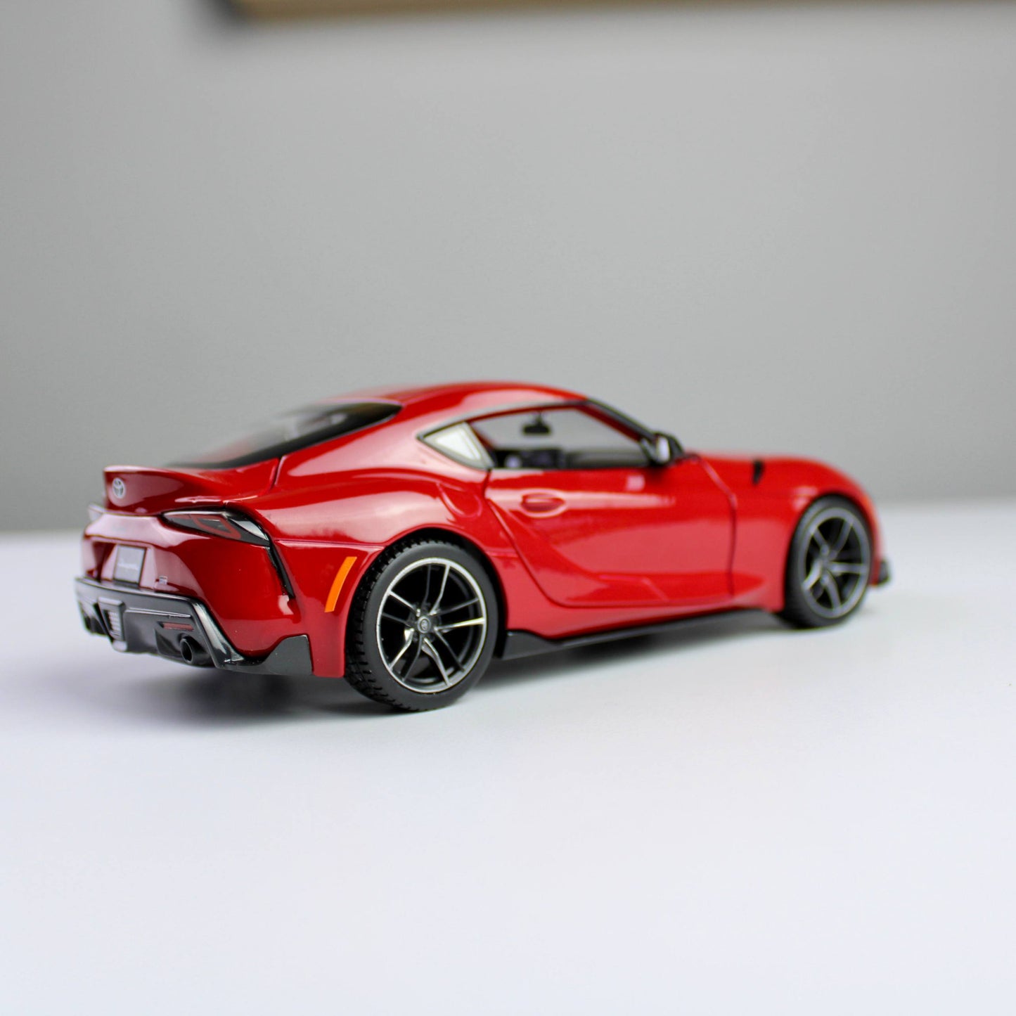 Maisto Toyota GR Supra 2022 سيارة موديل مصبوب 1:24 - إصدار خاص