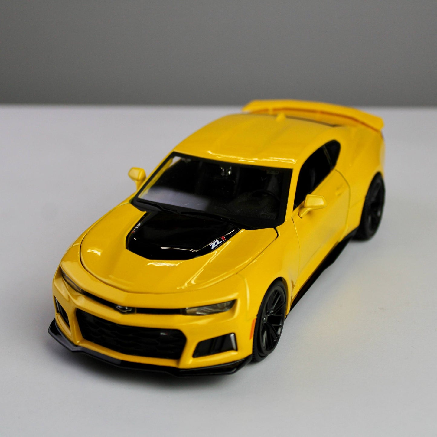 سيارة مايستو شيفروليه كامارو ZL1 2017 طراز مصبوب 1:24