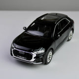 Audi Q8 Diecast Model – 1:24 Scale
