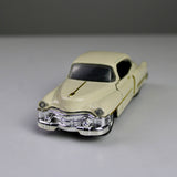 Classic Cadillac Die-Cast Model Car – 1:32 Scale