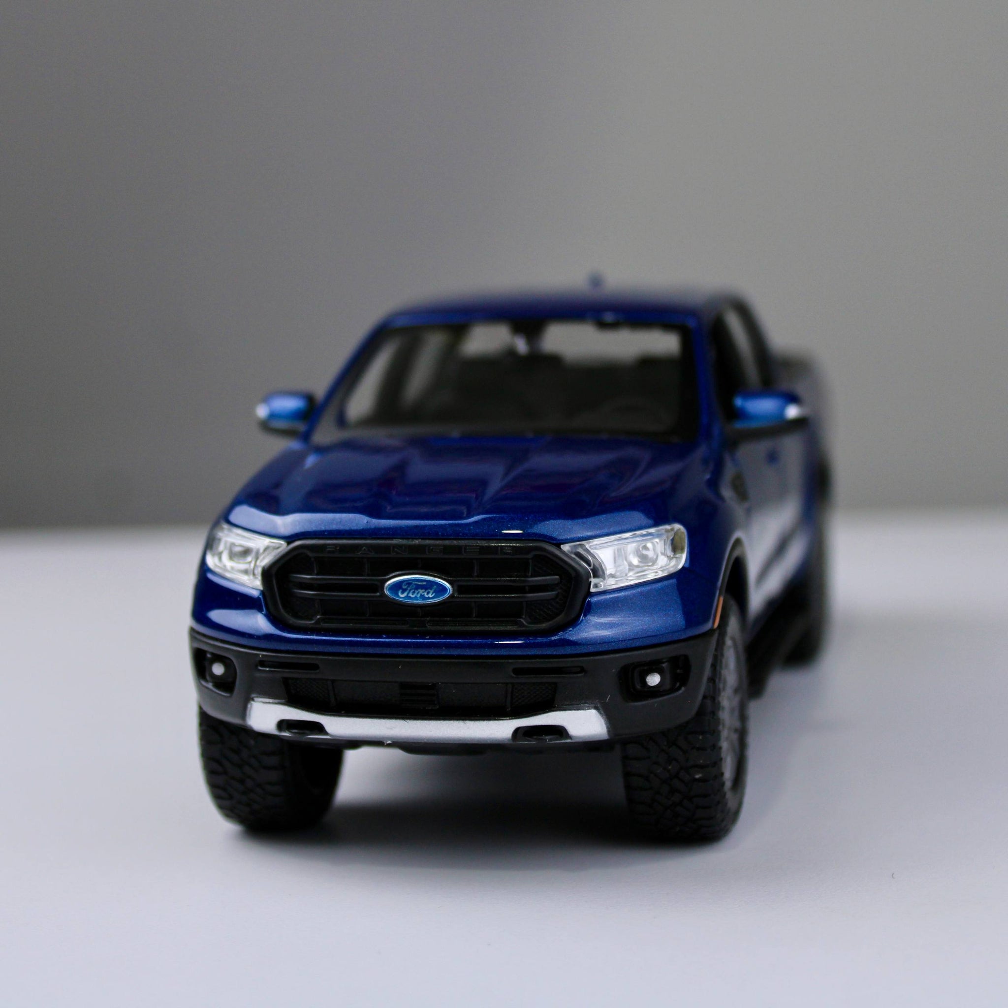 Ford Ranger 2019 Die-Cast Model Car – Maisto Special Edition (1:27 Scale)