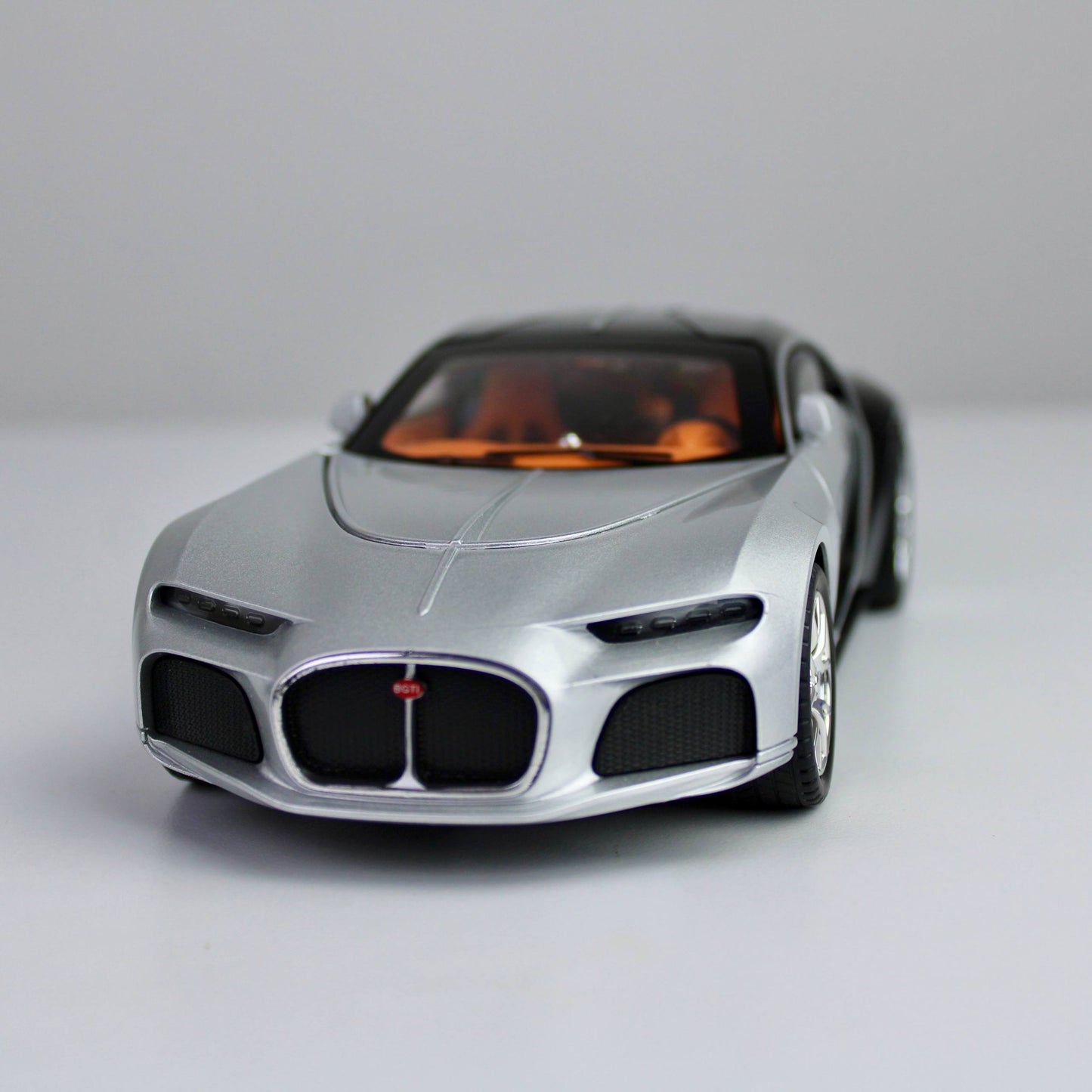 BUGATTI ATLANTIC – 1:24 Scale Die-Cast Model
