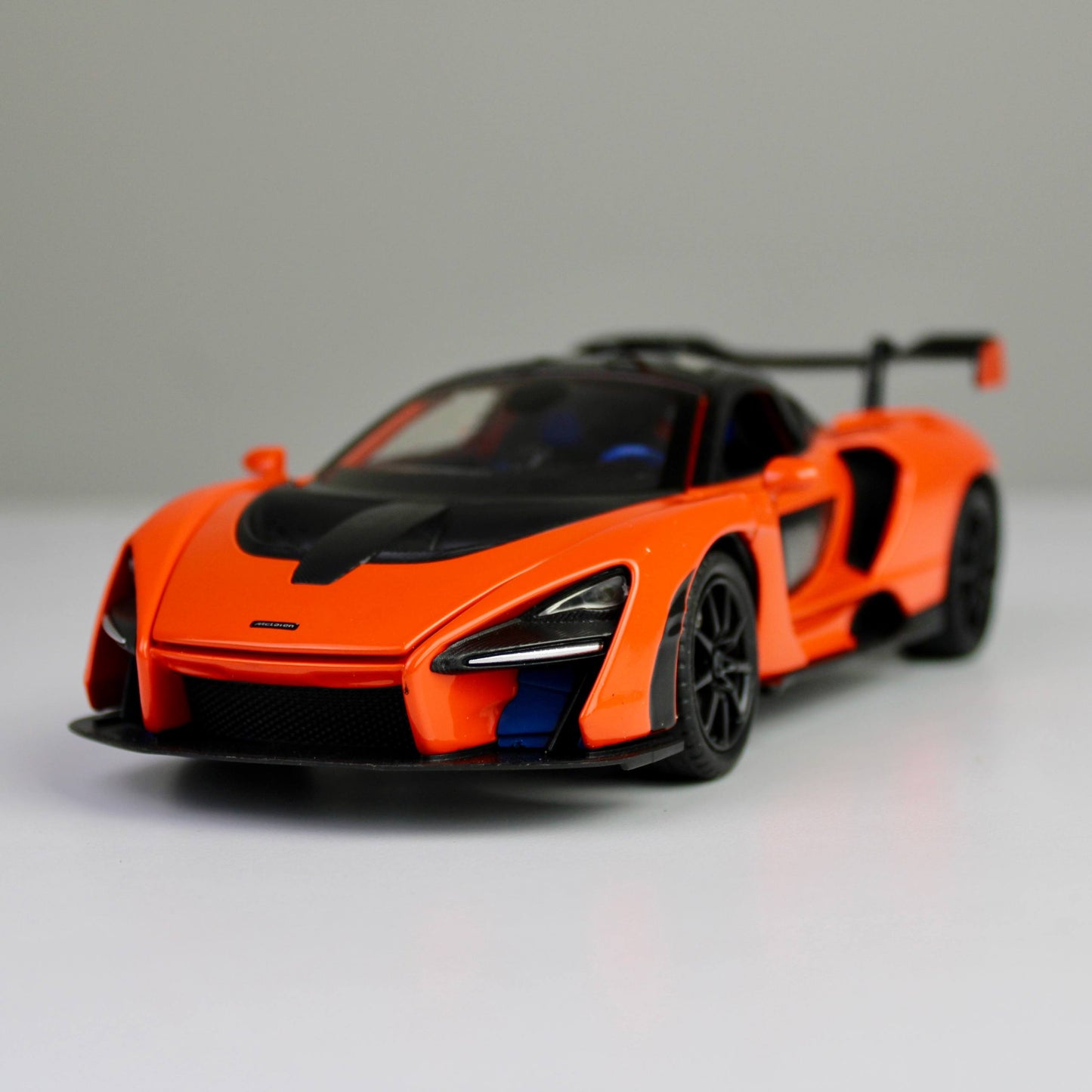 McLaren 1:24 Scale Die-Cast Car