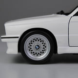 Bburago BMW M3 (E30) 1988 Die-Cast Model Car (1:24)
