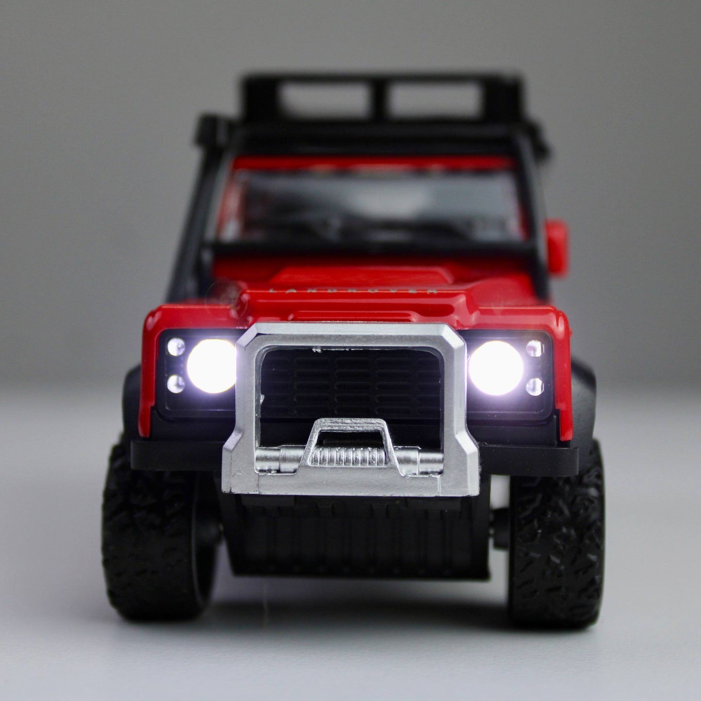 Land Rover Defender Diecast Model 1:38
