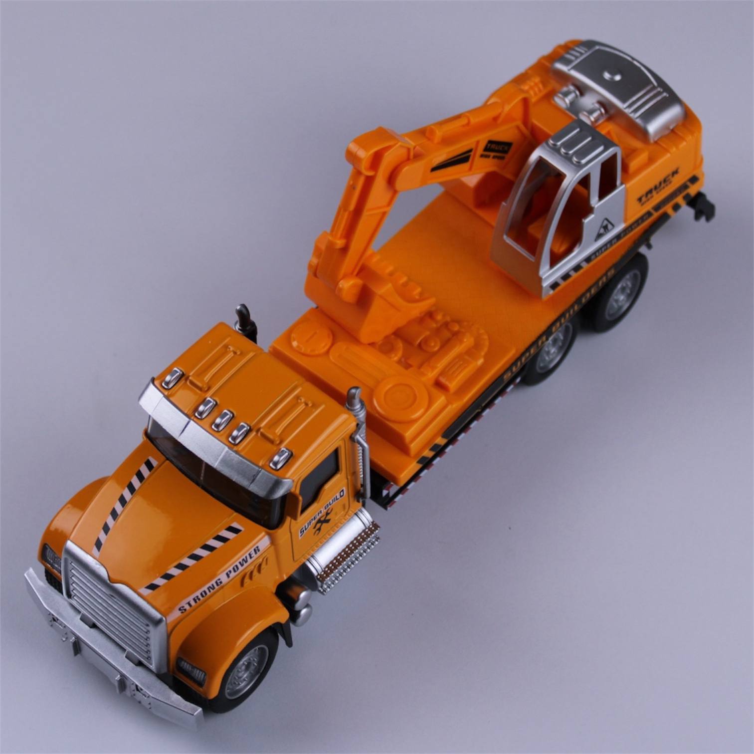 Excavator Transport Truck – 1:28 Scale