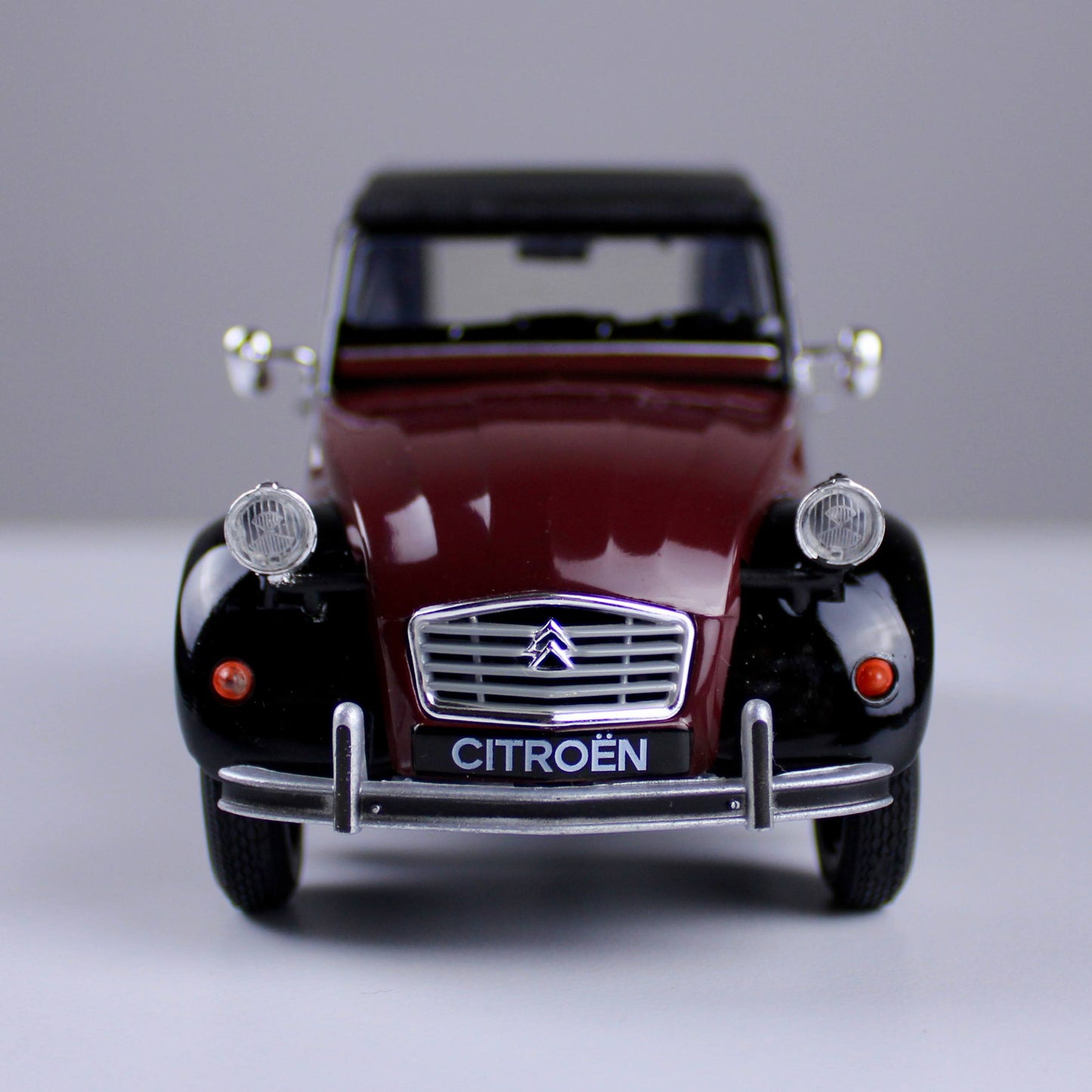 مجسم سيارة Citroën 2CV 6 Charleston