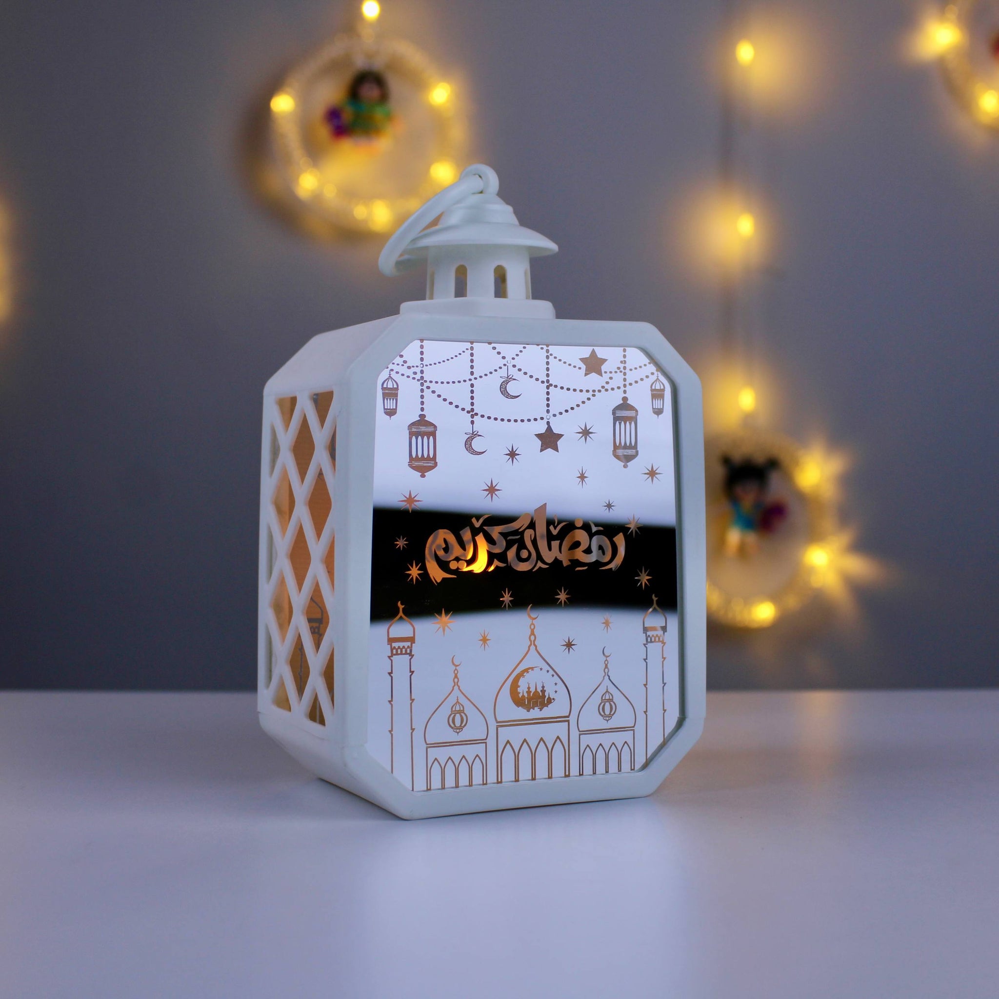 Elegant Ramadan Acrylic Lantern – “Ramadan Kareem”