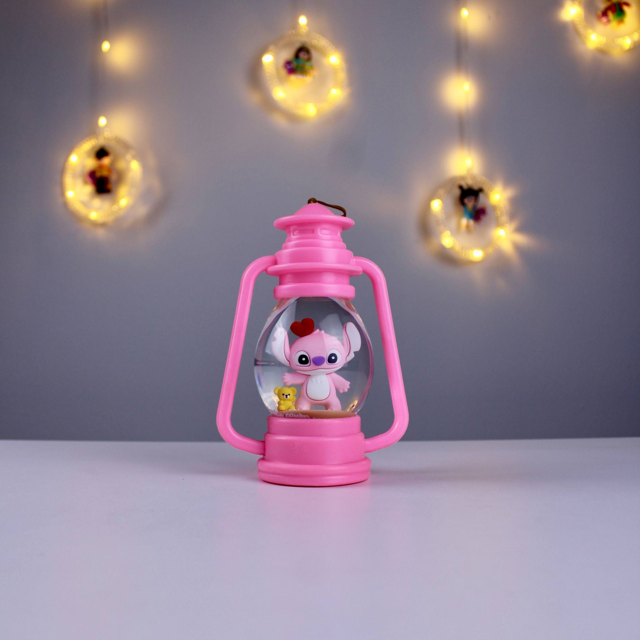 Oil-Style Character Lantern – Stitch & Corty