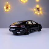 نموذج مصغر من بورش باناميرا - بمقياس 1:24