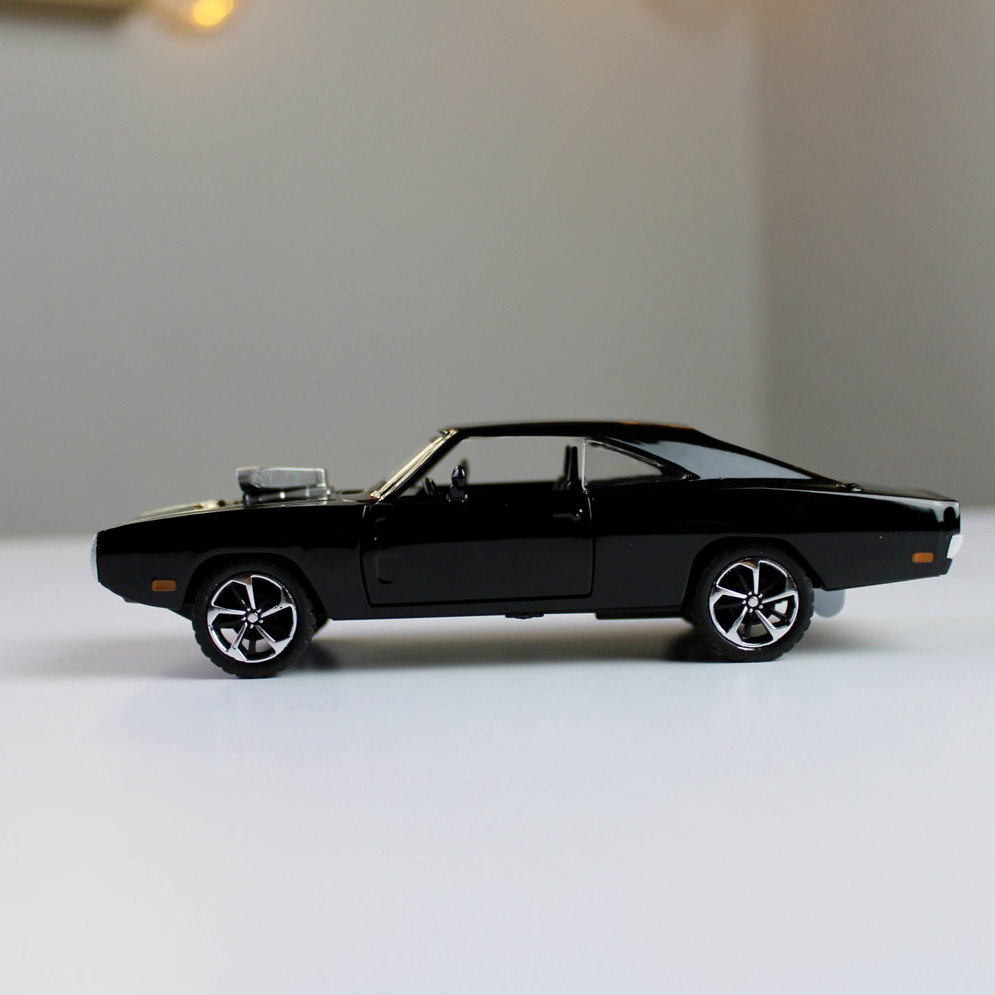 Dodge Charger 1970 1:32 Diecast Model