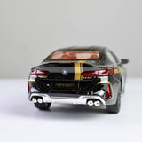 BMW M8 Competition 1:24 Diecast – Light & Sound