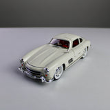 Mercedes-Benz 300SL Gullwing 1:24 Die-Cast
