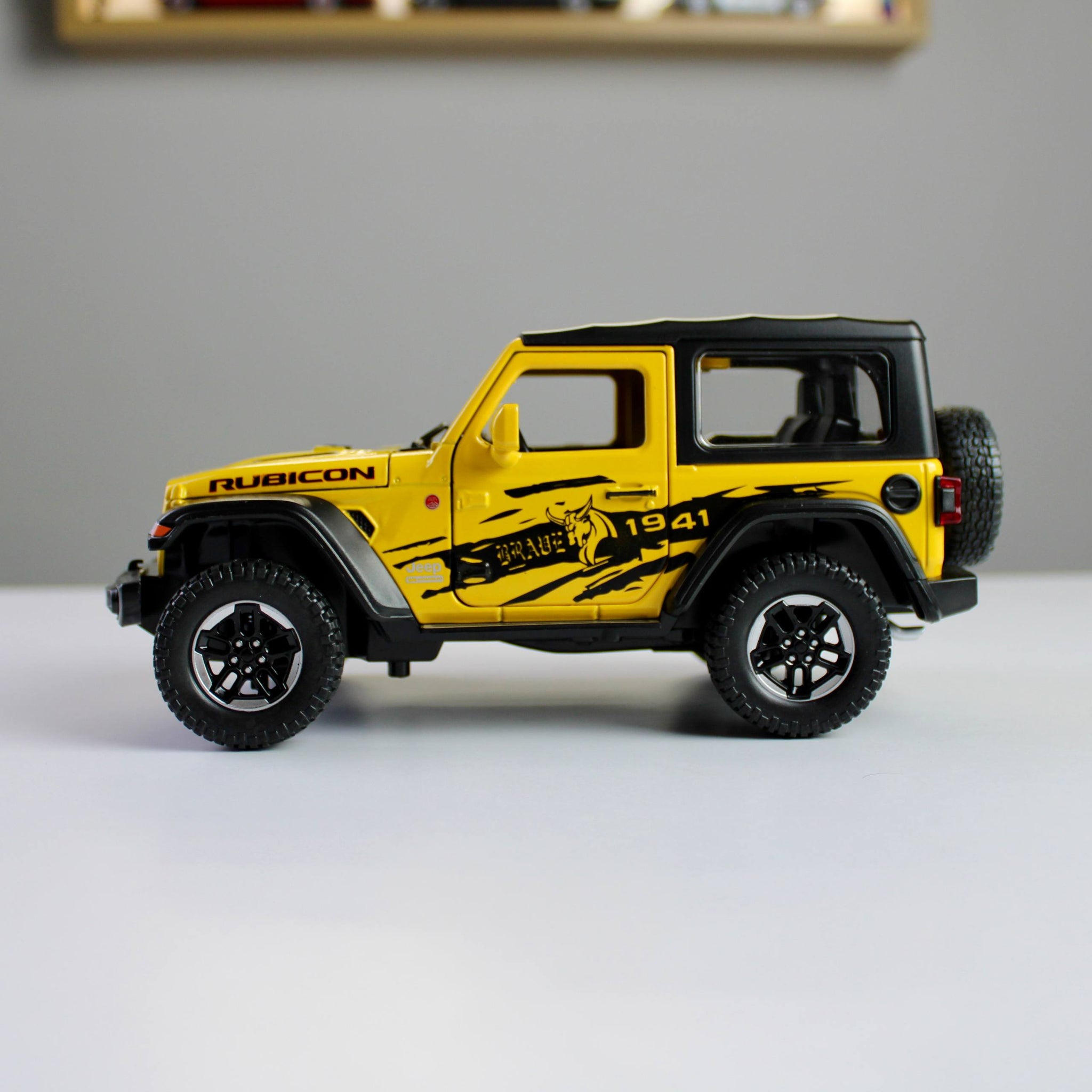 Jeep Wrangler Rubicon 1941 1:24 Die-Cast Model Car