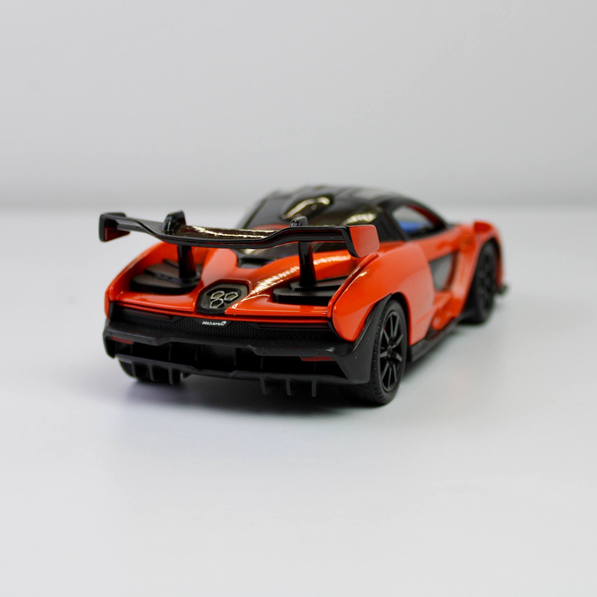 McLaren 1:24 Scale Die-Cast Car