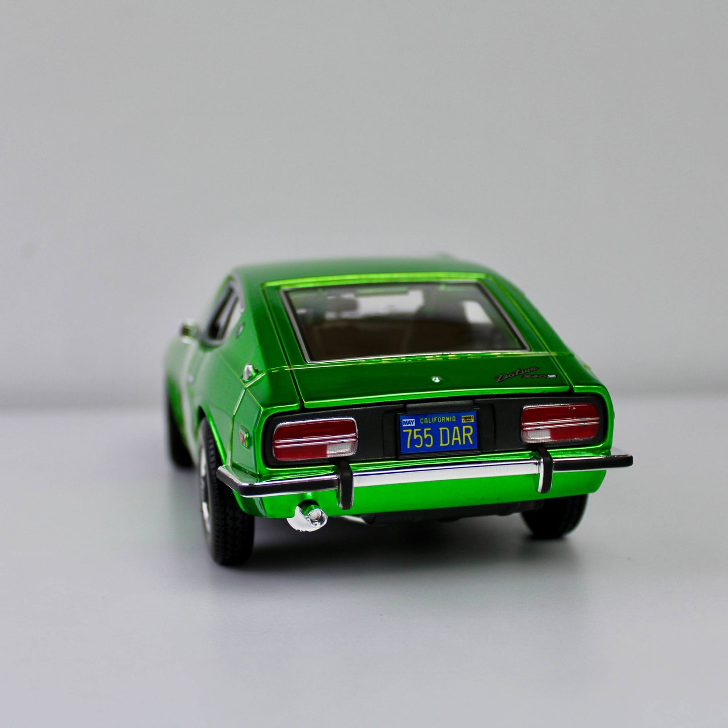نموذج مايستو داتسون 240Z 1971 مصبوب بقالب 1:18 – إصدار أخضر معدني
