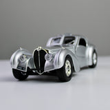 Bburago Bugatti Atlantic 1:24 Die-Cast Model Car – Star Collezione