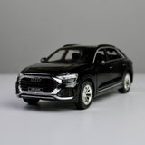 Audi Q8 Diecast Model – 1:24 Scale