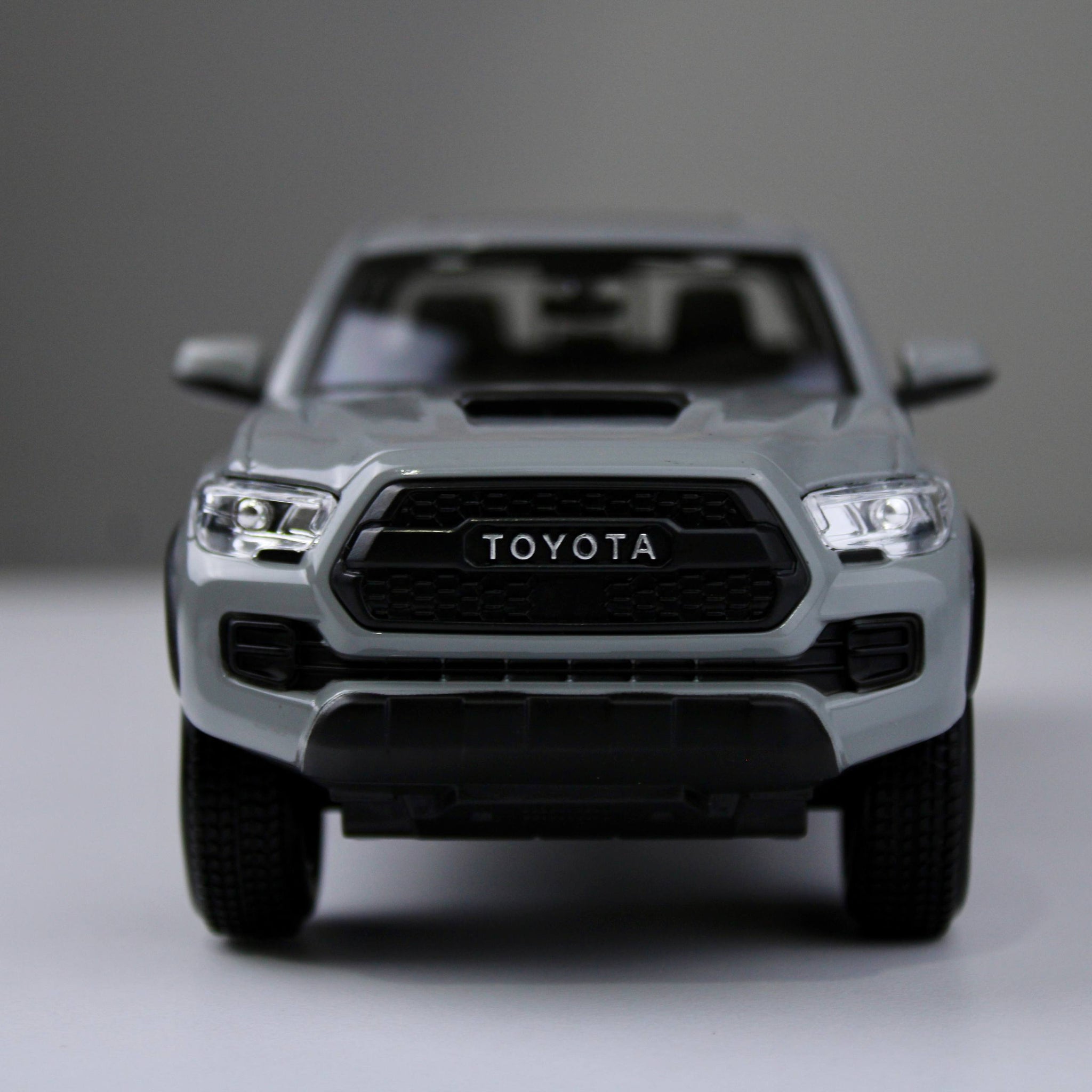 Toyota Tacoma TRD PRO 2023 Die-Cast Model Car – Maisto Special Edition