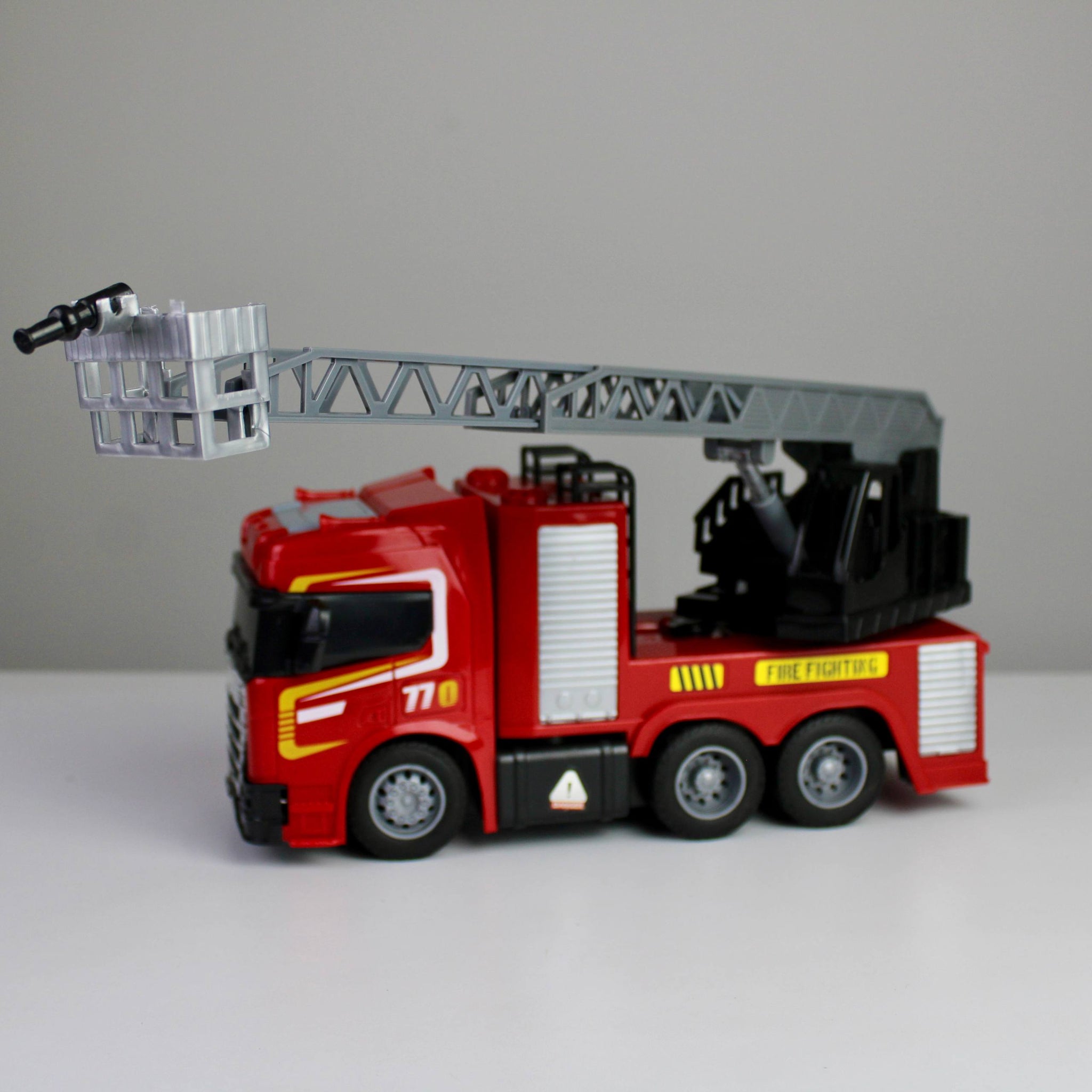 Large RC Fire Truck – USB Rechargeable with Movable Ladder