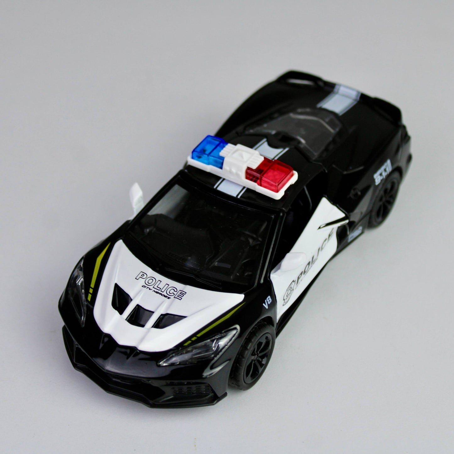 Police Sports Car Die-Cast 1:28 – Metal Model with Lights & Siren Sounds