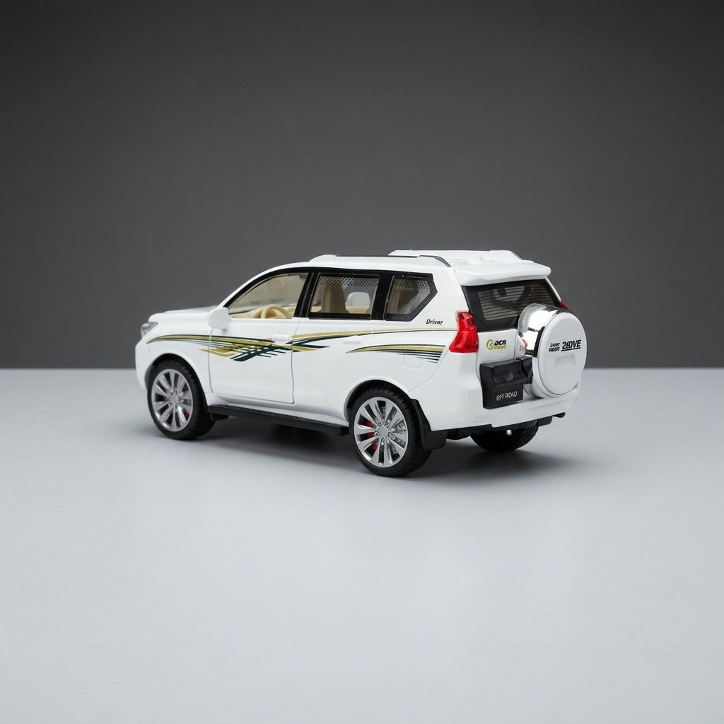 1:24 Plastic Toyota Land Cruiser Prado – Light & Sound
