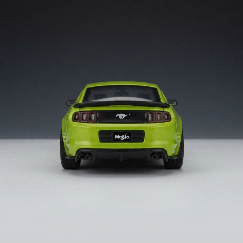 Maisto Ford Mustang Street Racer 2014 1:24 – Die-Cast Model Car
