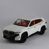 BMW XM – 1:24 Scale Die-Cast Model