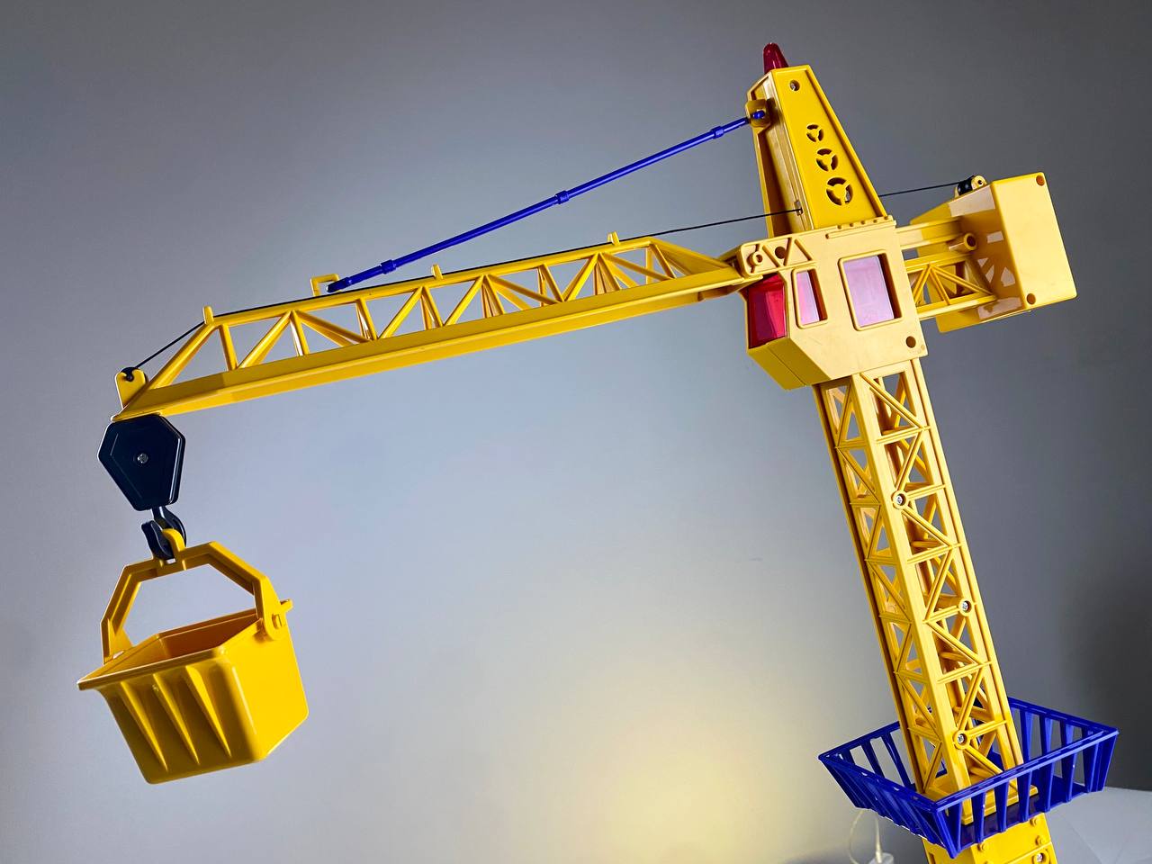 Remote-Control Tower Crane for Kids – Realistic Construction Playset
