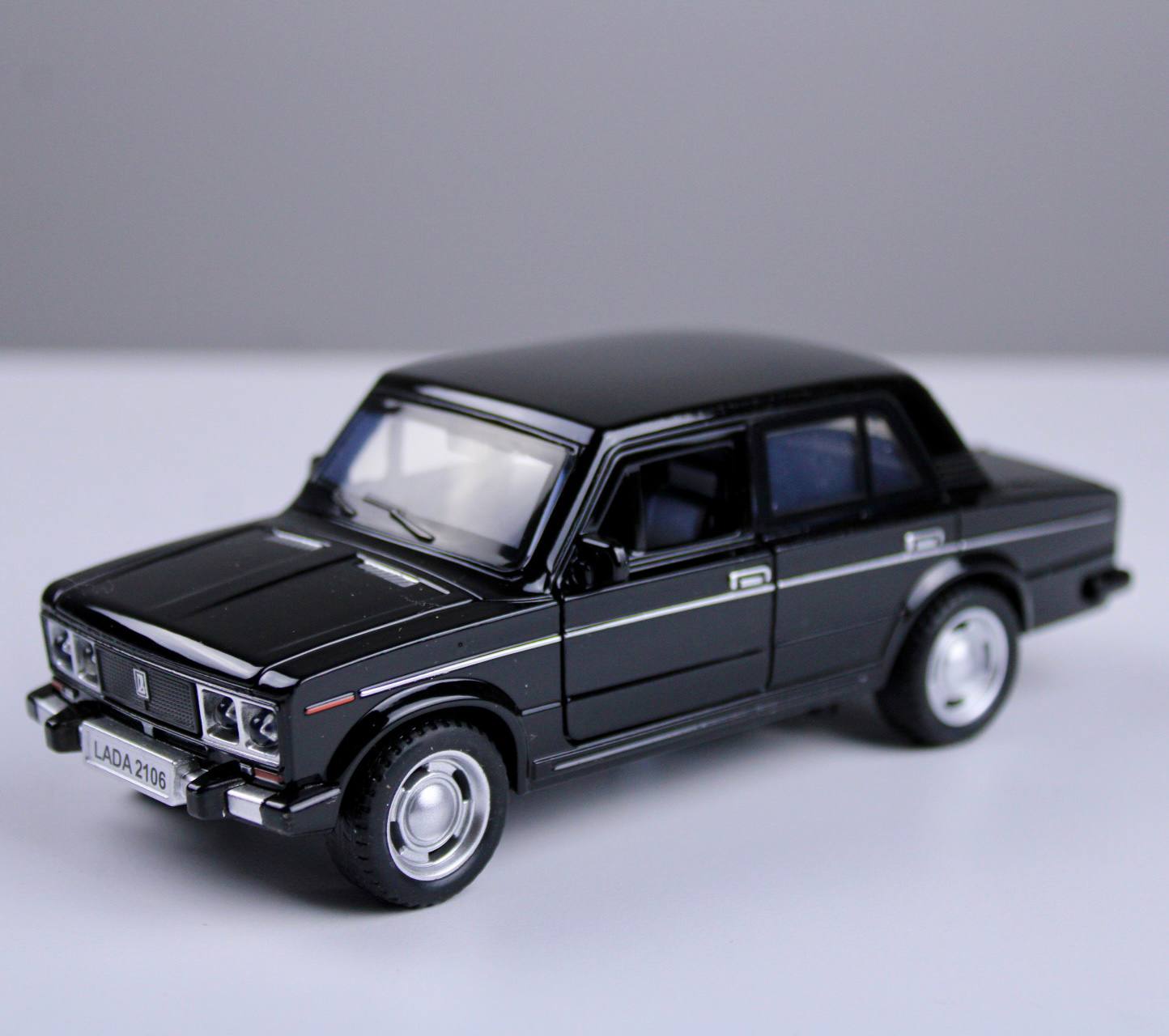 Lada 2106 – 1:32 Scale