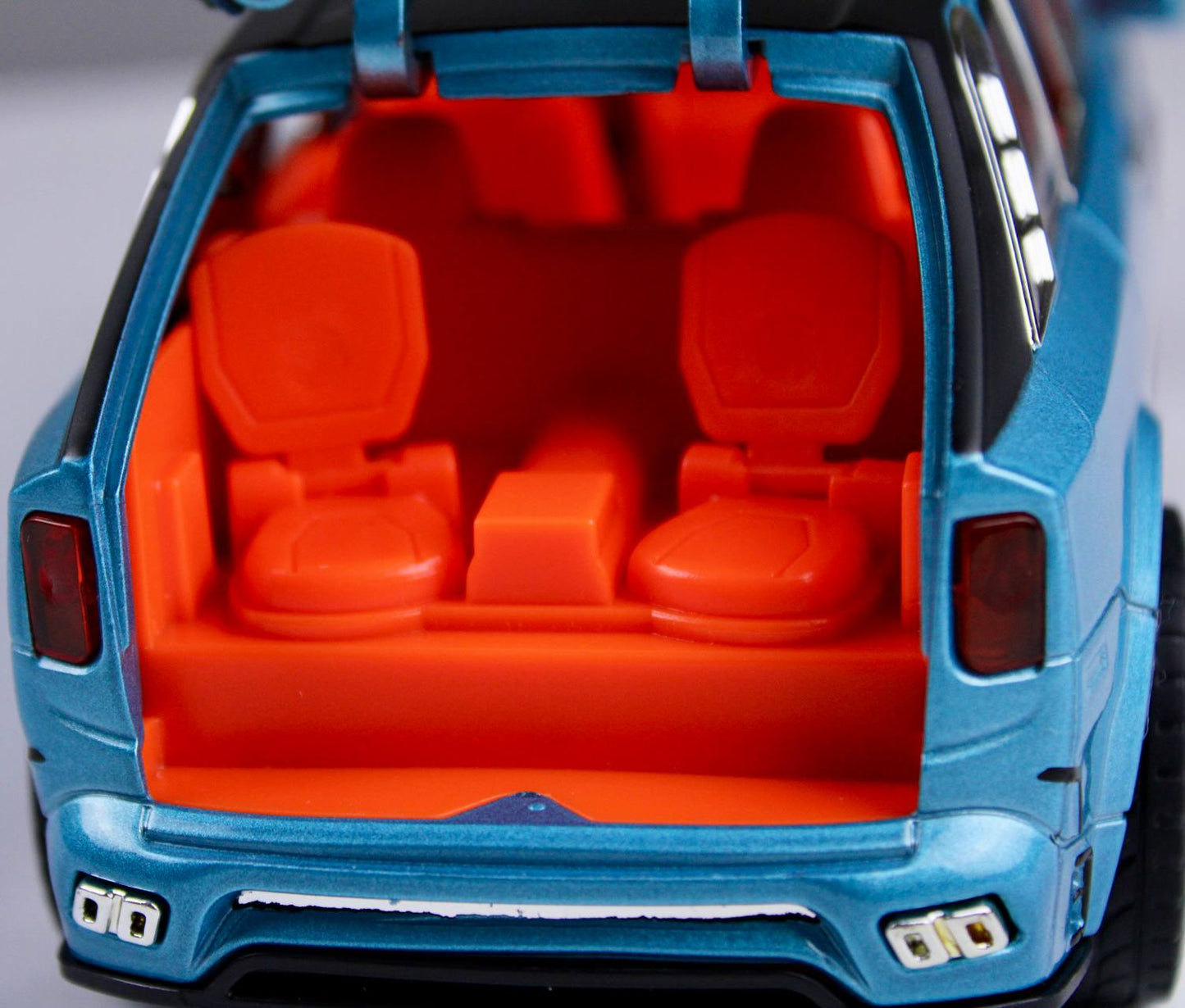 Rolls Royce Cullinan Mansory Model Car – 1:24 Scale