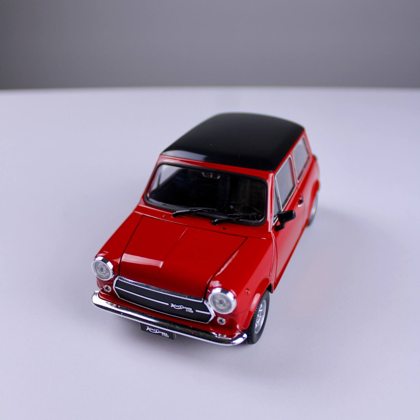 Mini Cooper 1300 Die-Cast Model – Red