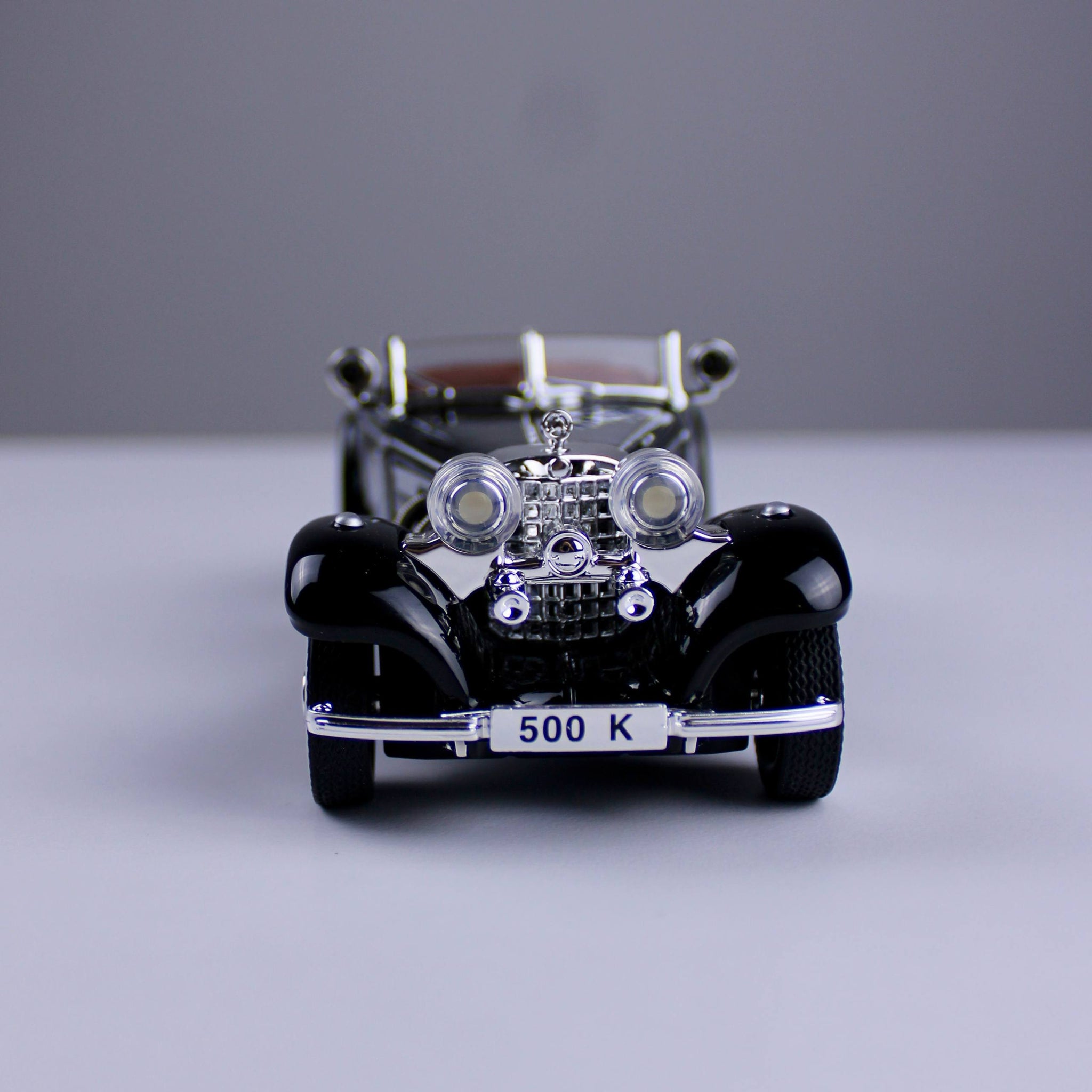 Mercedes-Benz 500K 1933 Die-Cast Model Car
