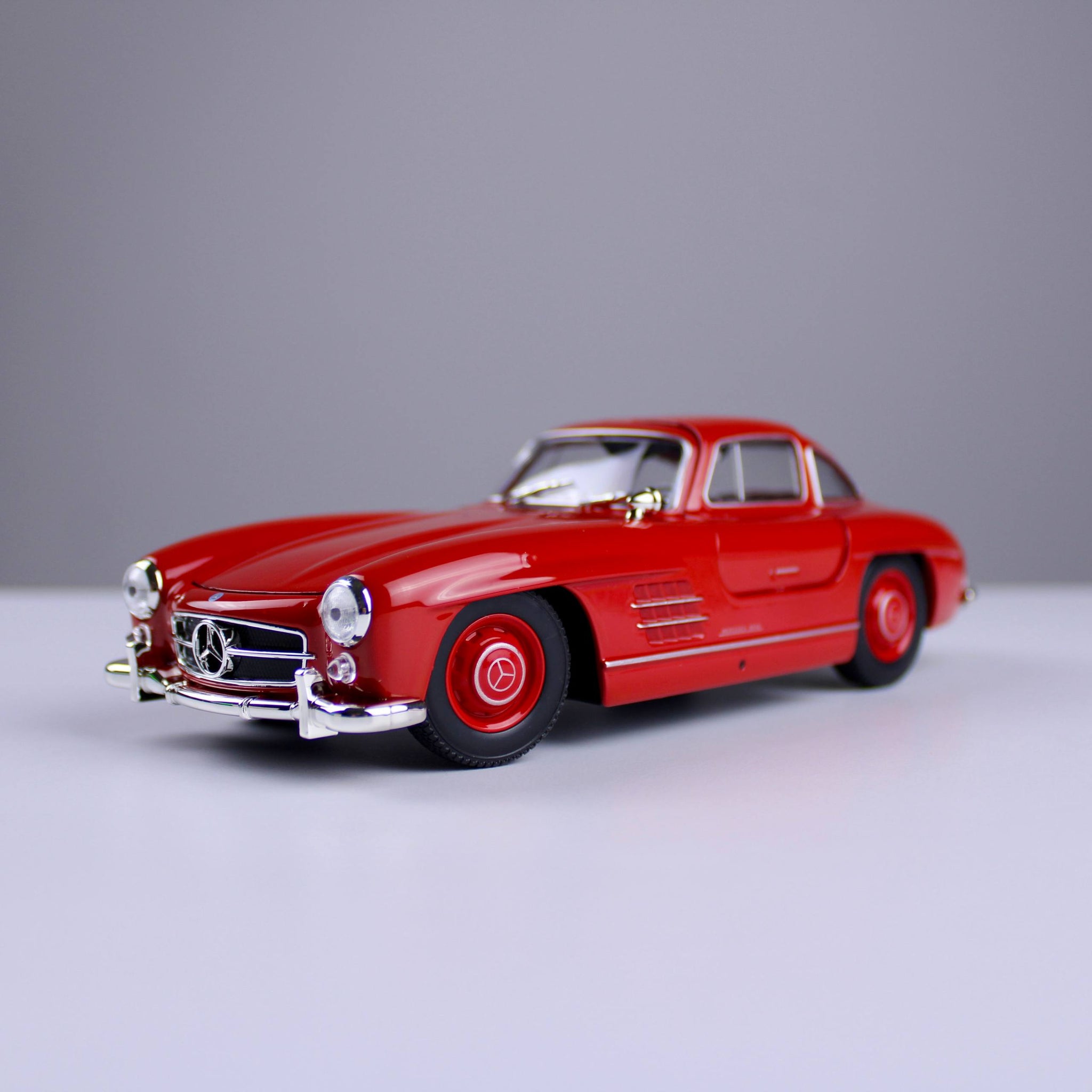 Mercedes-Benz 300 SL - Red