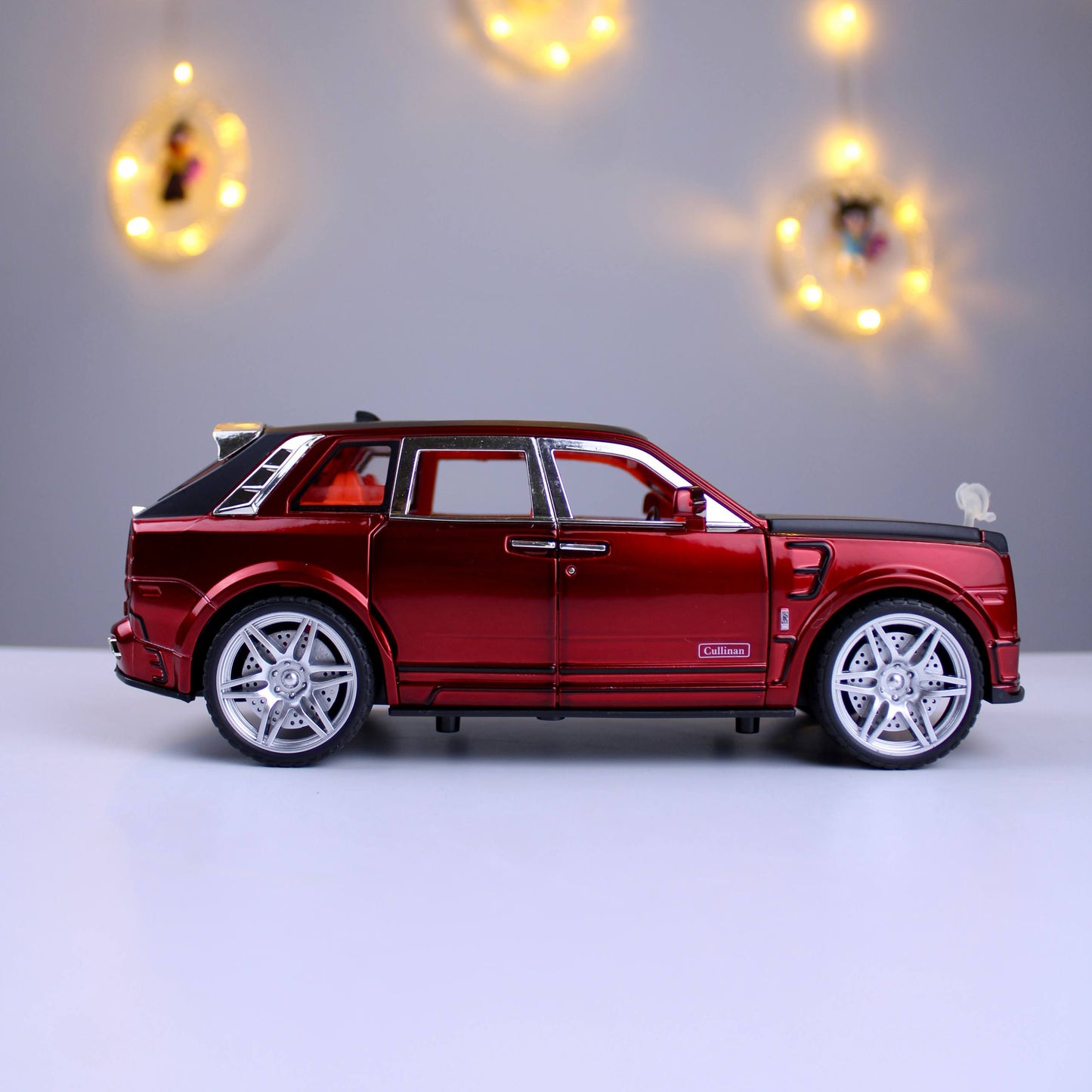 Rolls Royce Cullinan Mansory Model Car – 1:24 Scale
