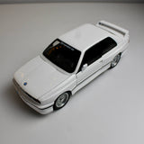 BMW M3 E30 – مقياس 1:24