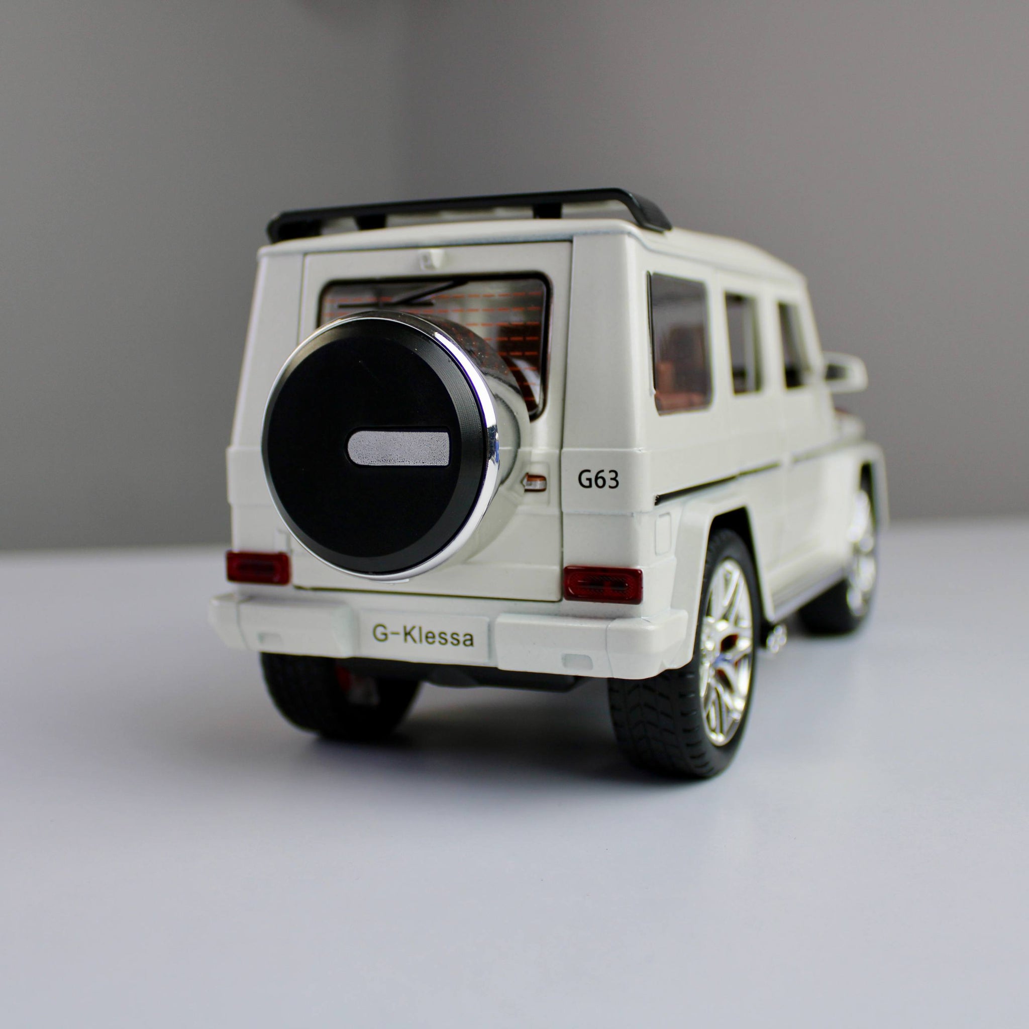 مجسم Mercedes-Benz G-Class G63 – مقاس 1:24 (Magnificent Reach)