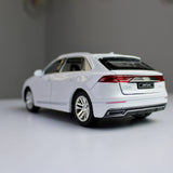 مجسم Audi Q8 – مقاس 1:24
