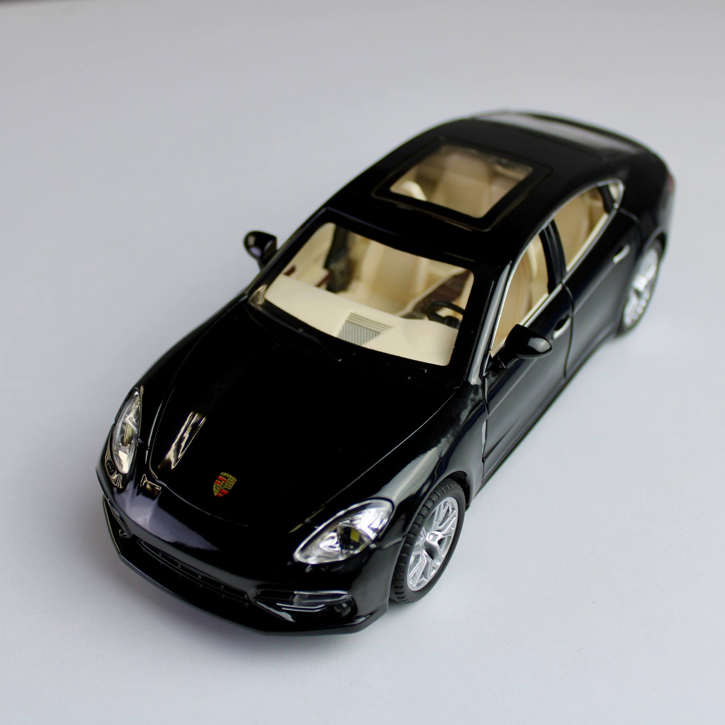 Porsche Panamera Diecast Model – Realistic Luxury Car Replica