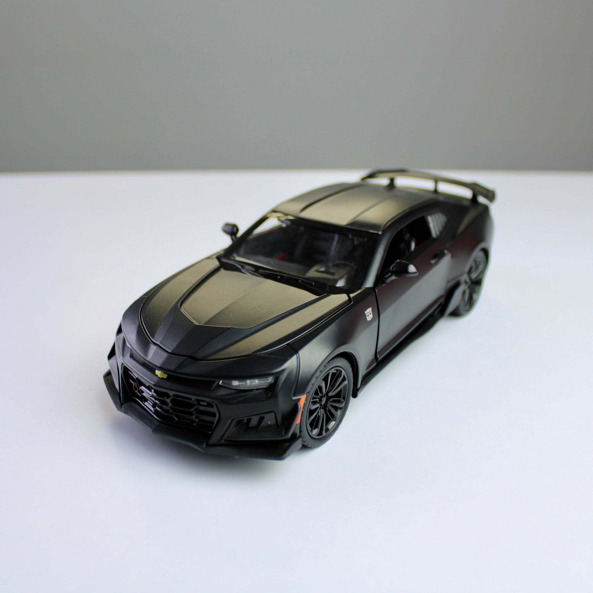 Chevrolet Camaro ZL1 Diecast Model – Sport Car Replica (1:24)