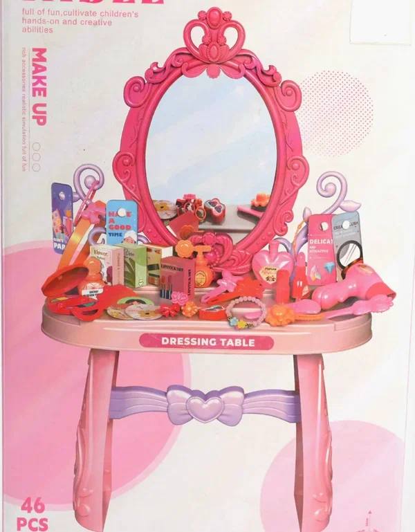 طاولة تزيين للأطفال - 46 قطعة