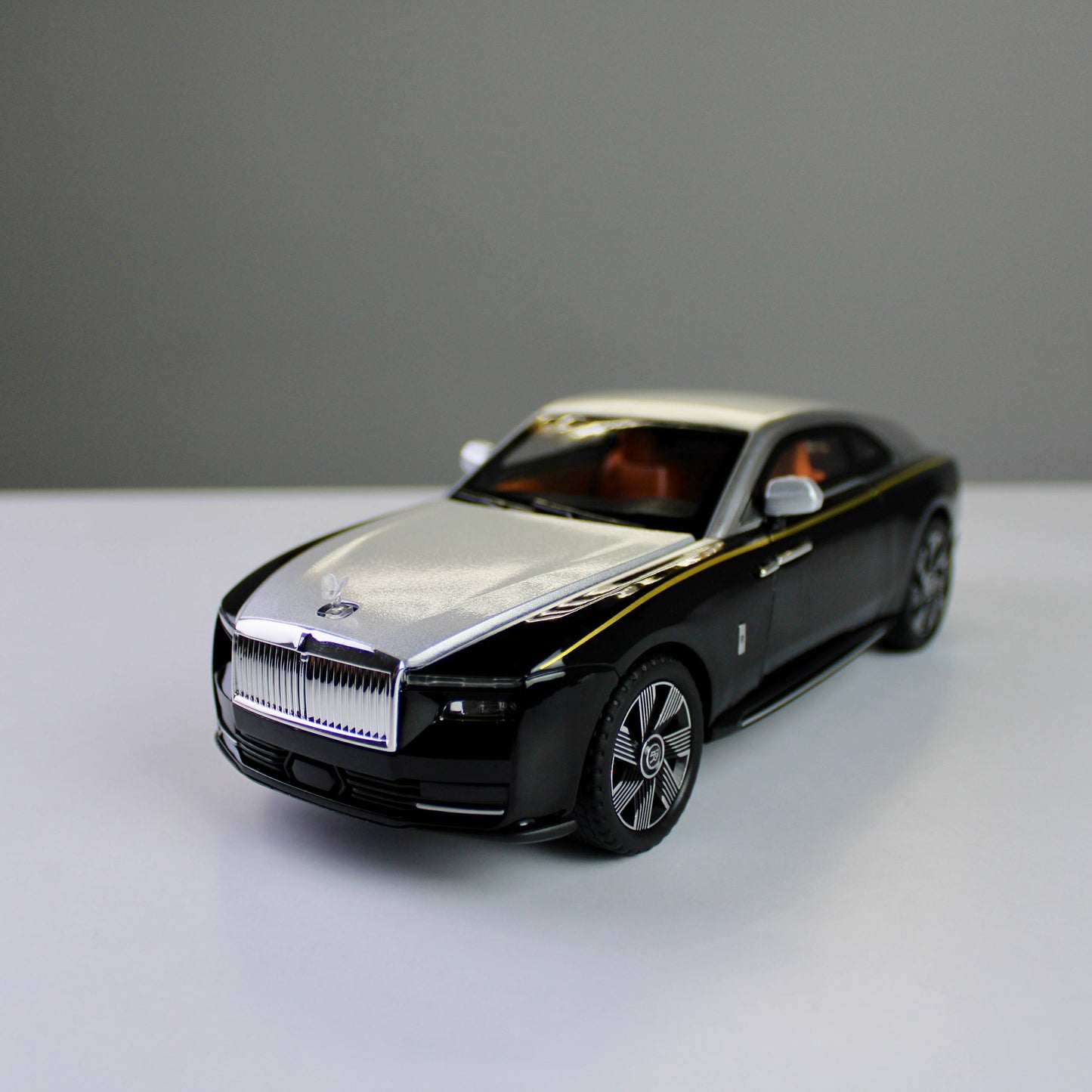 Rolls-Royce Spectre 1:24 Diecast – Light, Sound