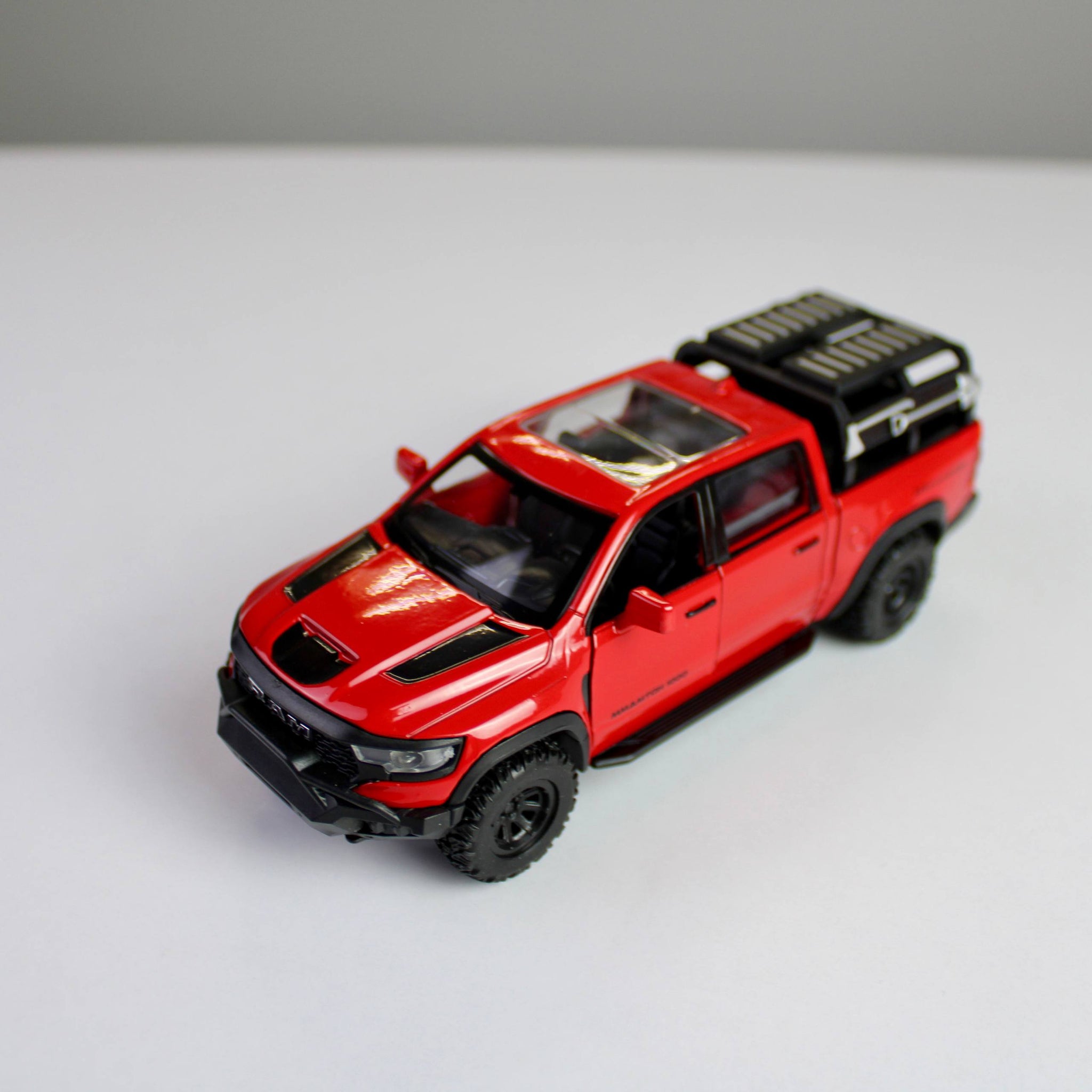 RAM 1000 TRXX Truck – Scale 1:32