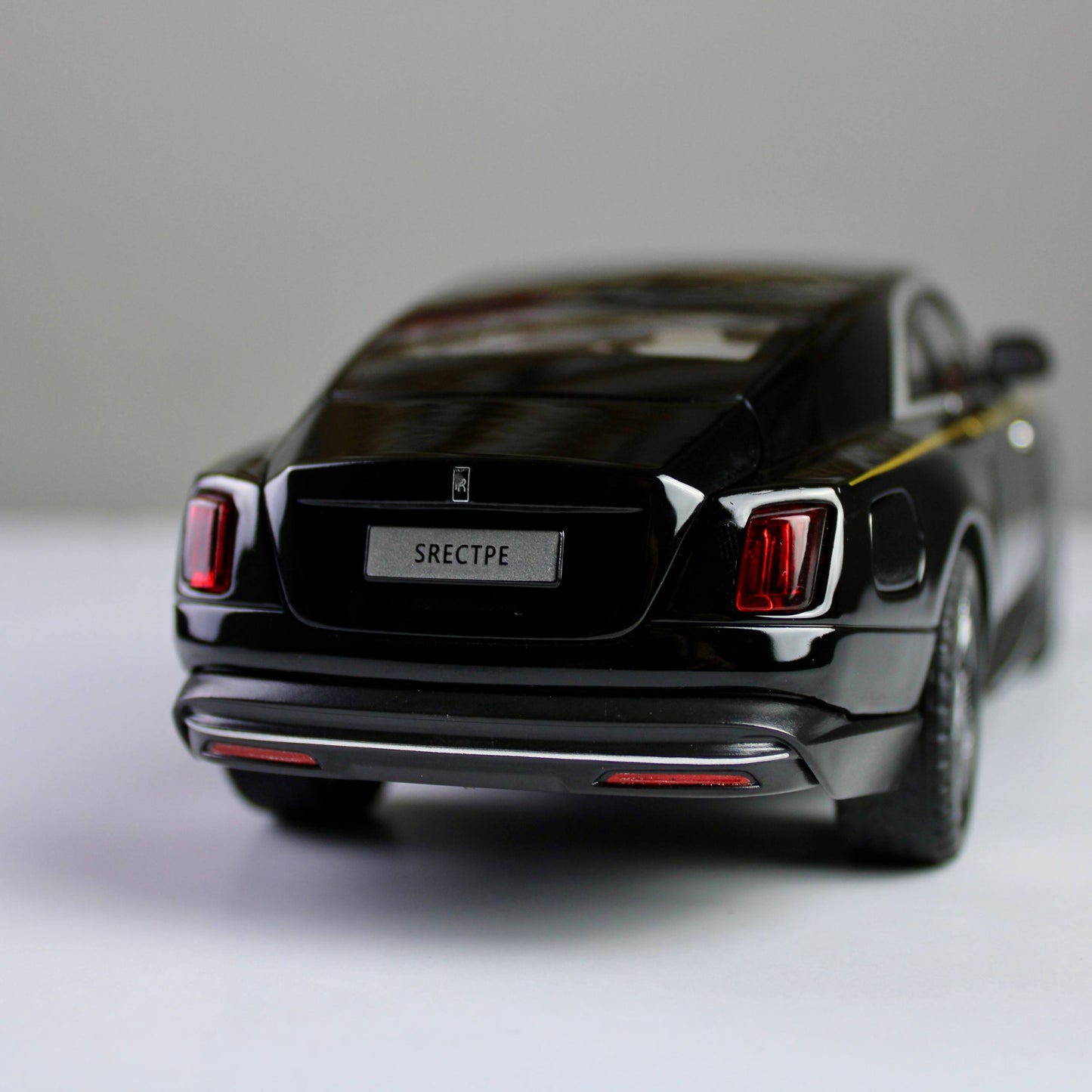 Rolls-Royce Spectre 1:24 Diecast – Light, Sound