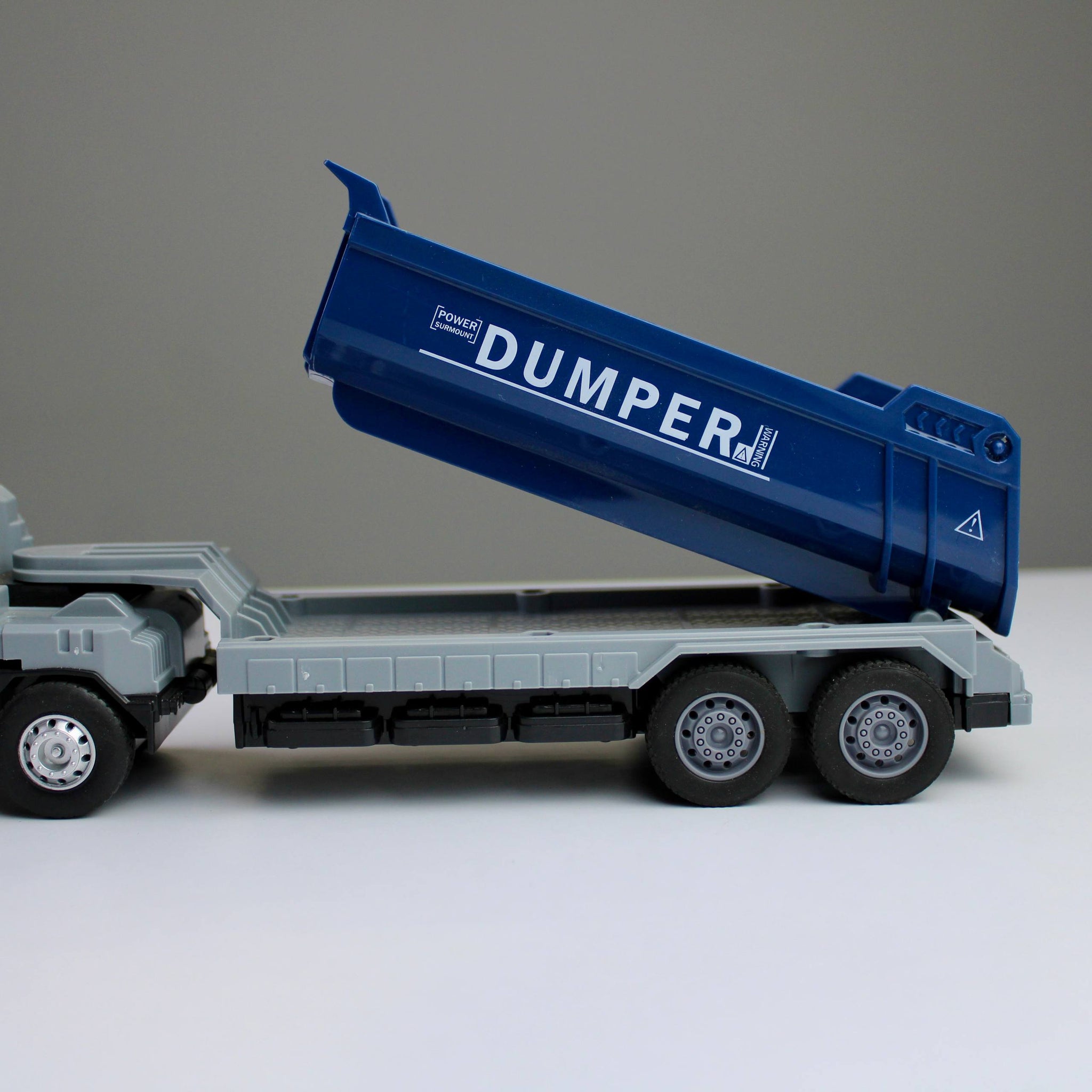 Dumper Truck Diecast Model – Light & Sound