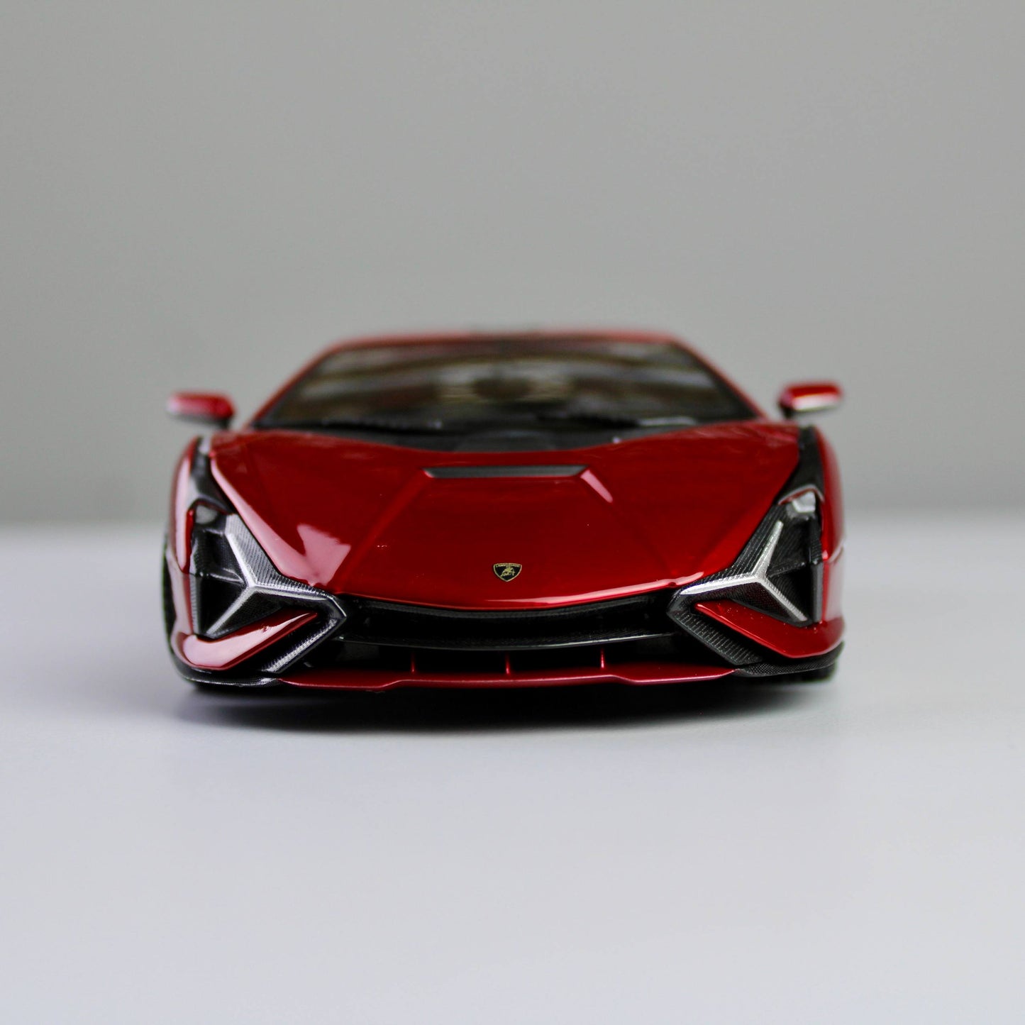 Bburago Lamborghini Sián FKP 37 1:24 Die-Cast Model Car