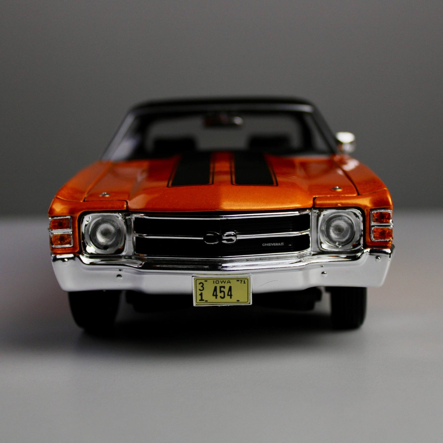 Maisto Chevrolet Chevelle SS 454 1971 1:18 Die-Cast Model Car