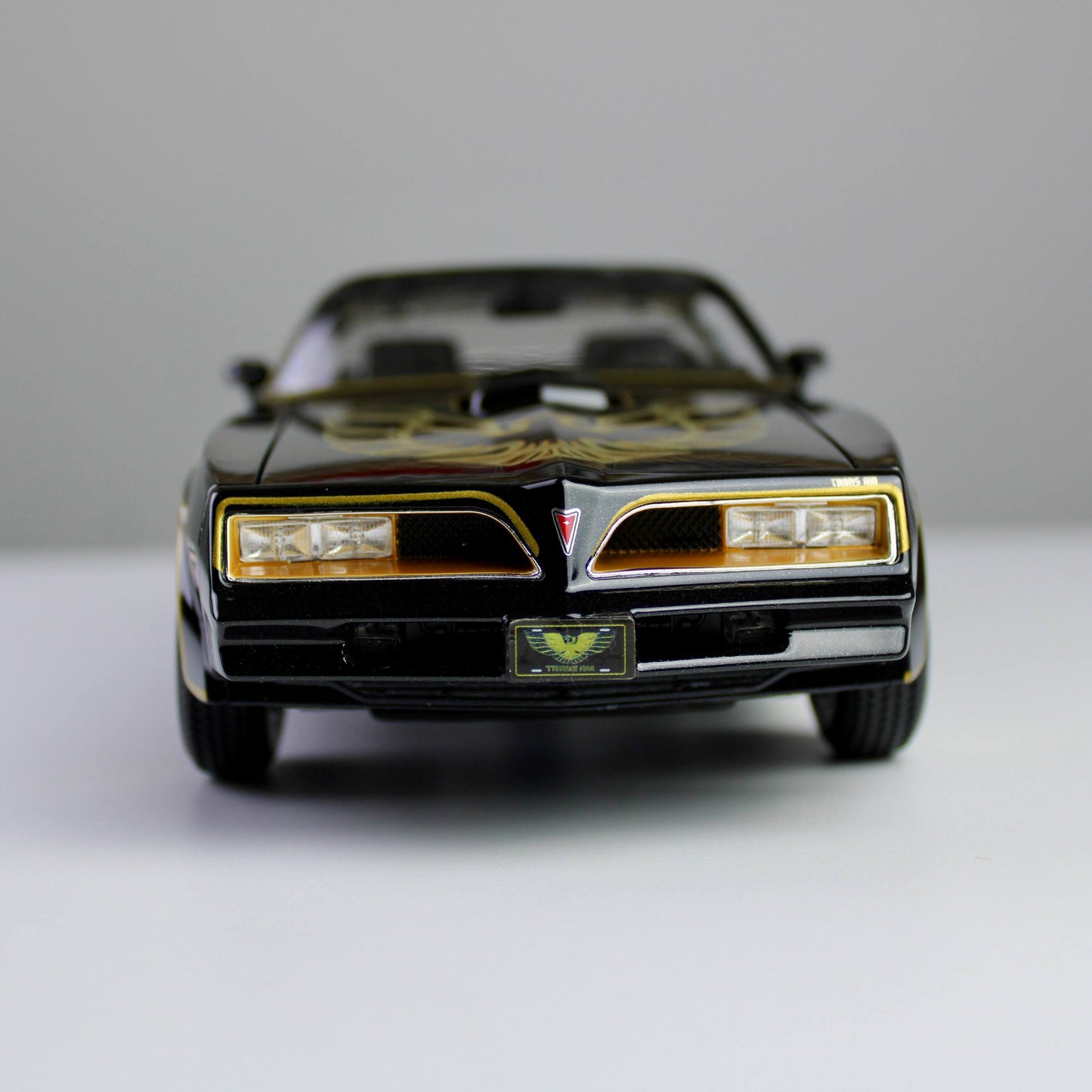 Maisto Pontiac Firebird Trans Am 1978 1:18 Die-Cast Model