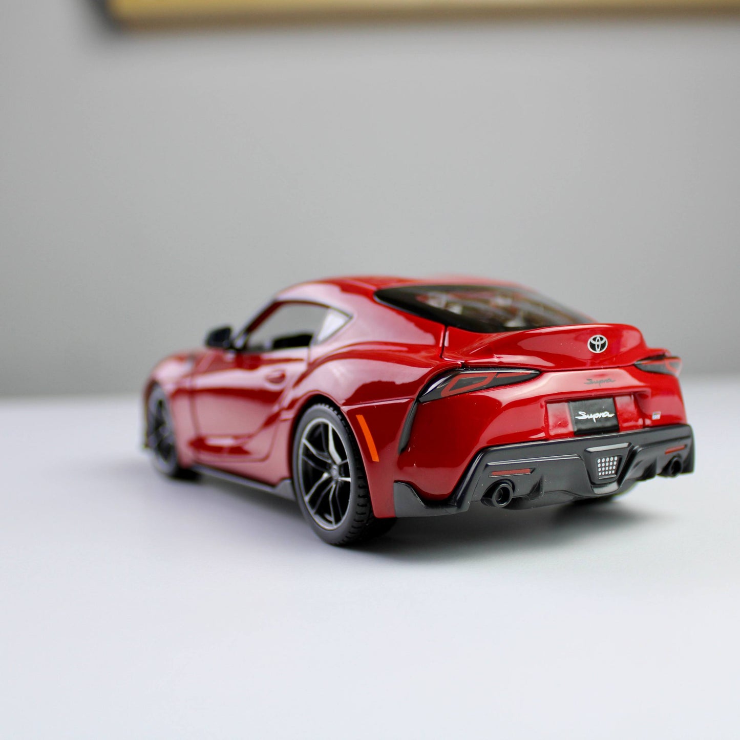 Maisto Toyota GR Supra 2022 سيارة موديل مصبوب 1:24 - إصدار خاص